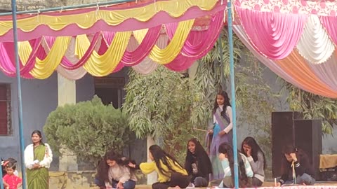 Kids dancing on republic day india part 2