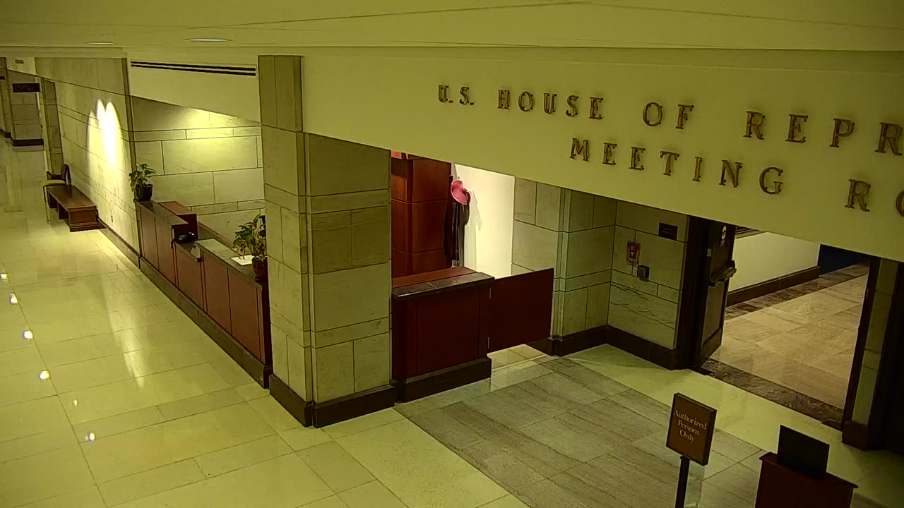 7040CVCLLHouseApptDesk_2021-01-06_01h00min00s503ms.mp4
