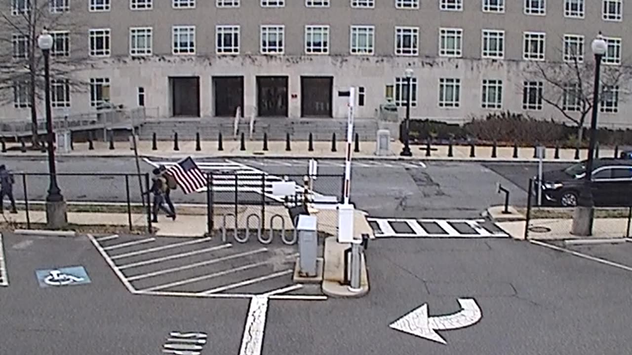 4406LOTS00Lot8-9West_2021-01-06_16h14min36s370ms.mp4