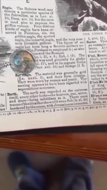 Masonic Bible 1955 지구는 수백 개의 다른 대륙이 위치한 평평한 원반이다.