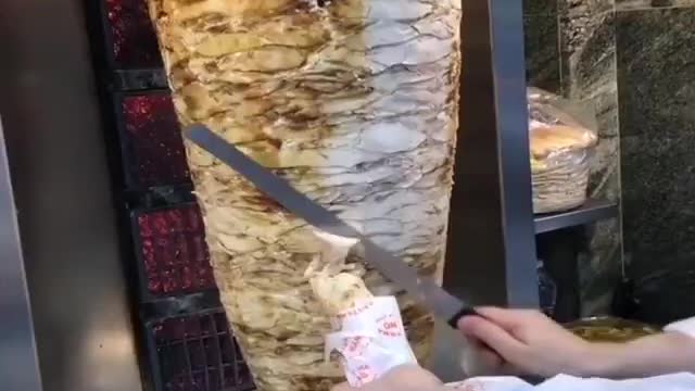 Arab shawarma in Turkish markets is very delicious 😍😍