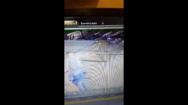 GUY FALLING IN WORK WITH MOST RIDICULOUS WAY