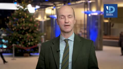 Faust AfD - EU Kommission Gaga - Weihnachtszeit durch Ferienzeit ersetzen