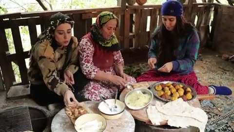 Daily life in the village and cooking Brazilian cuisine