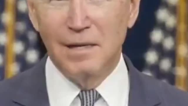 Biden: "As one computer said, if you're on the train, and they say Portal Bridge,
