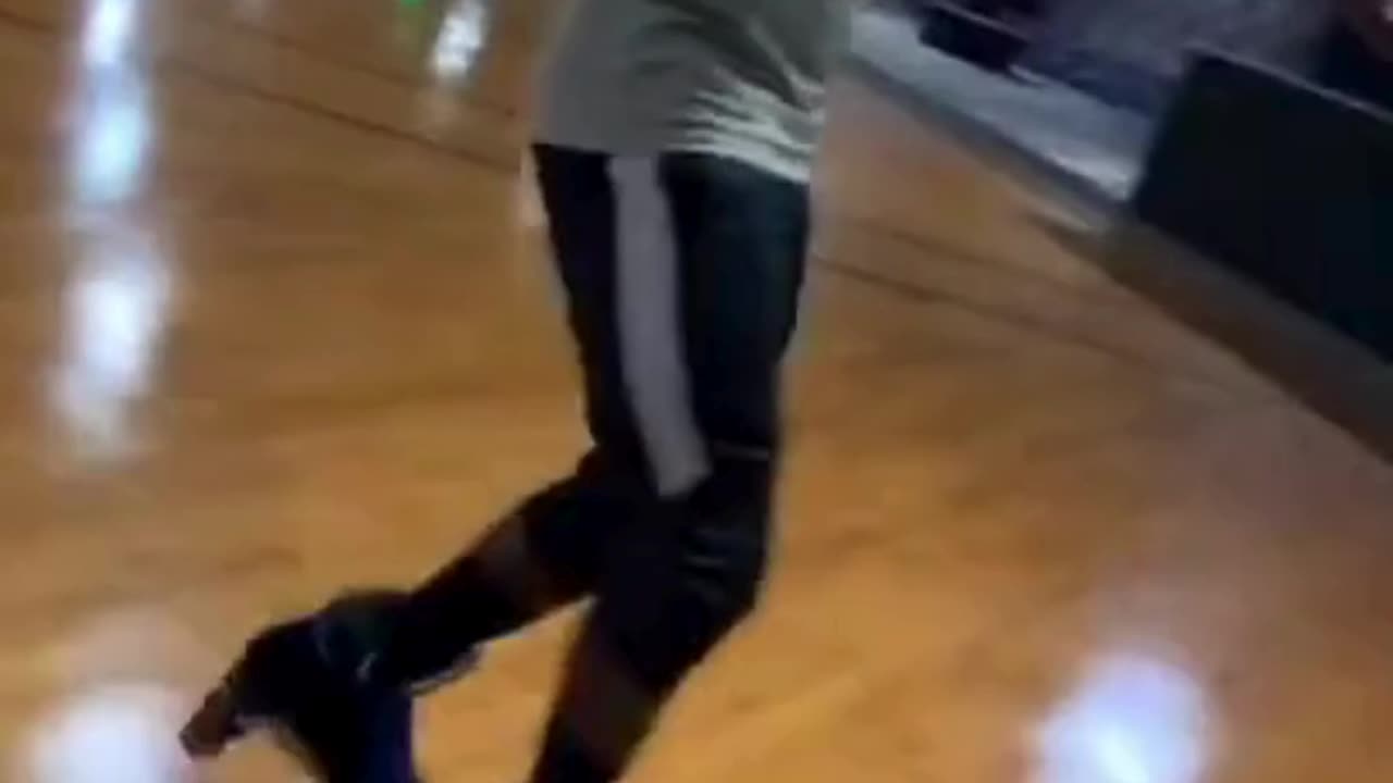 How to grapevine (Rollerskating)