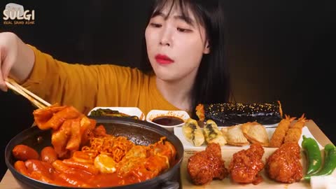 Spicy chicken mukbang