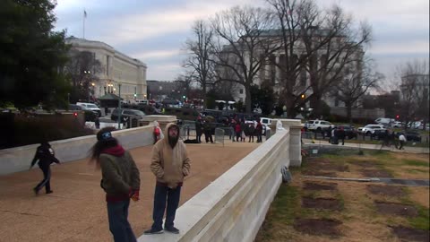 Camera0915USCG00UpperTerraceSE_2021-01-06_Starting_at_16h20min02s043ms.mp4
