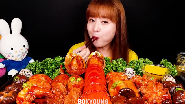 Mukbang with sweet and spicy seafood