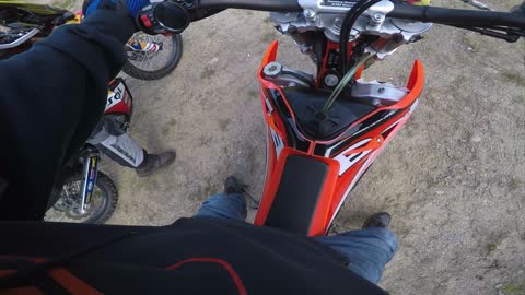 Beta 500rs and CRF250Rally Well road exploring !