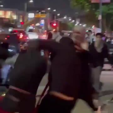 W. Hollywood Palestinian Gangbangers Identify Jews and Beat Them Up In the Street