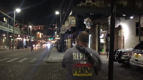 Drunk Pirate, Street Preacher & Cabby Break Out Into Song & Dance While Police Enforce 6 Ft Rule