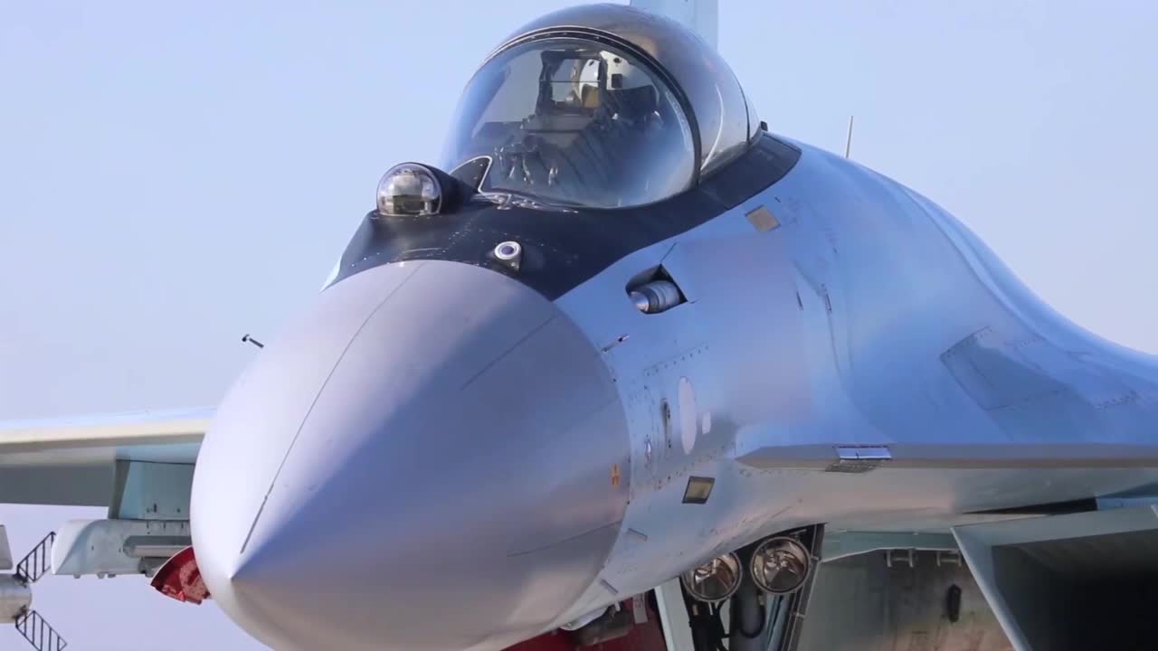 Ukraine War - Combat sorties by Su-35S multifunctional super-maneuverable fighters