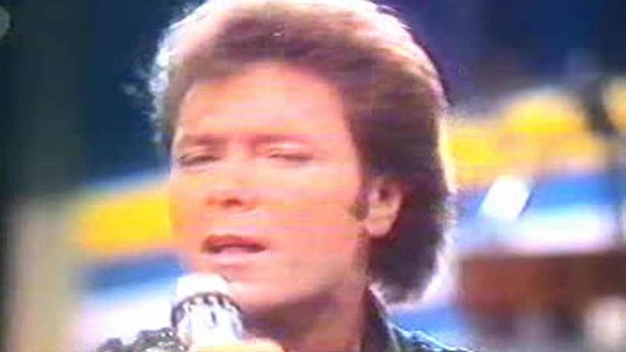 Cliff Richard - We Don't Talk Anymore, Donna, Lucille, Ocean Deep, Never Say Die = WWF Club 1980s