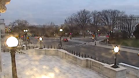 5144CHOB02RotundaExitExterior_2021-01-06_07h20min00s550ms.mp4