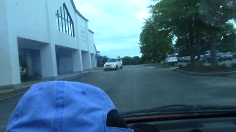 not just ag that uses her turn signal right