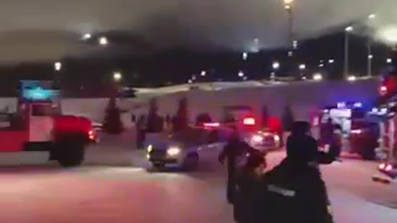 A Party Resort for Rich people is Burning in the Russian city of Tolyatti