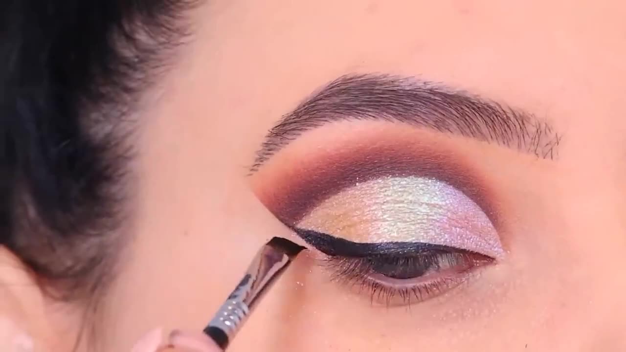 Beautiful Party Eye Makeup __Makeup Tutorial By Nadia