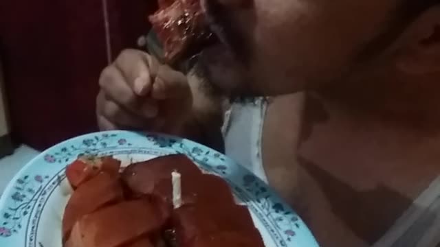 Give martabak to my dad in father's day