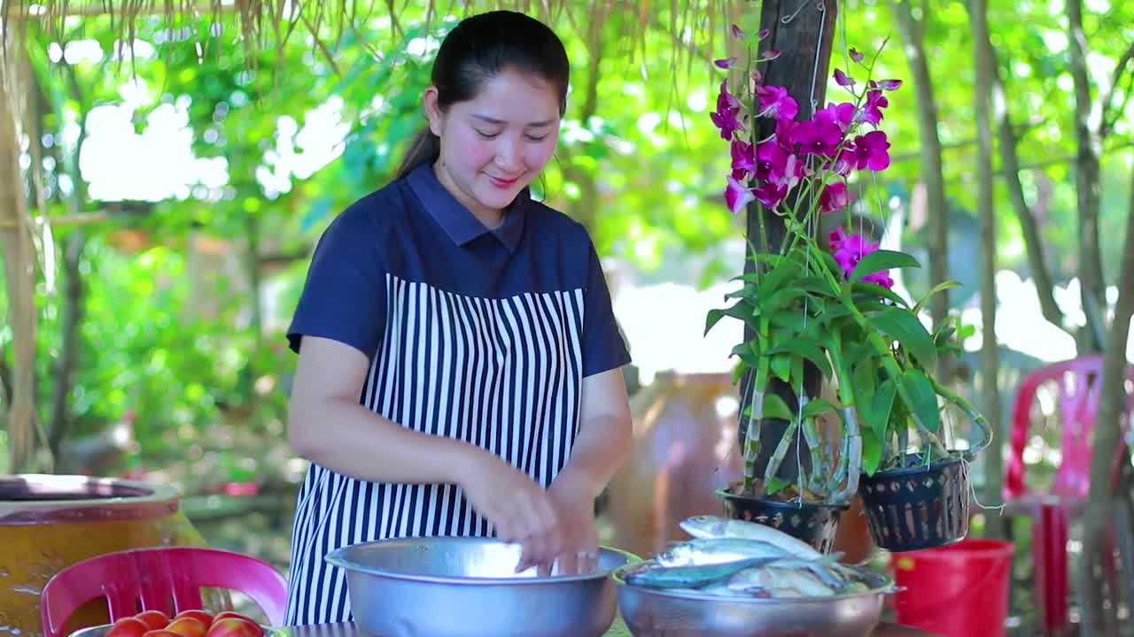 Amazing Cooking Fish Steaming Corn Sauce - Cooking With Sros