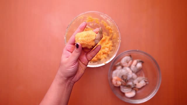 If you prefer your seafood fried, these delicious potato shrimp bites are for you