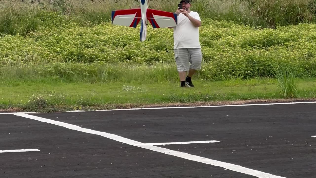 Model Airplane Identifies As Helicopter