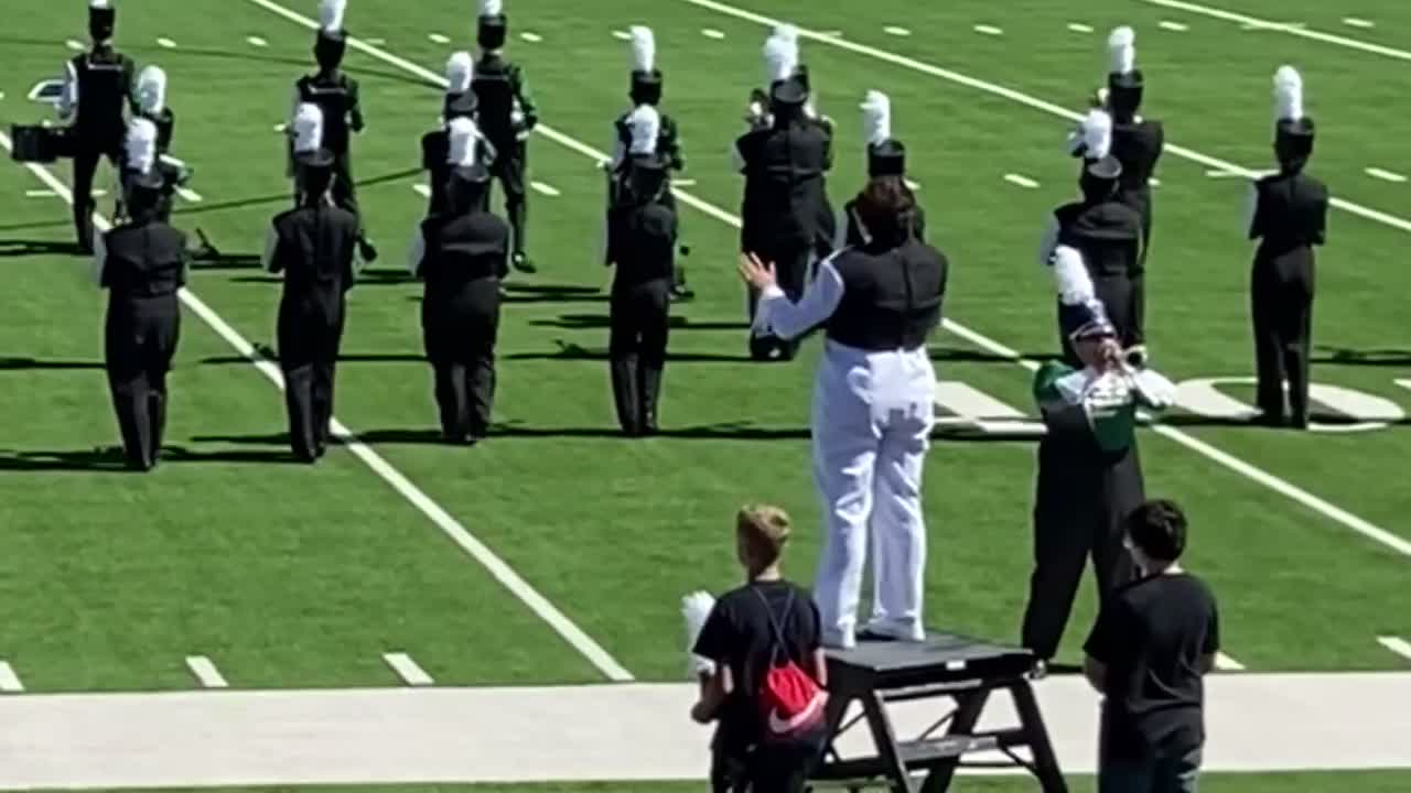 EHS Mighty Eagle Band Division 1