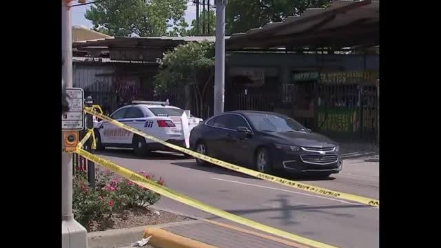 2 dead, 3 injured in firefight in Houston