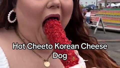 Woman Records Herself Ingesting 4000 Calories