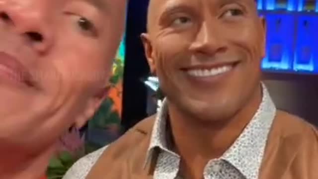 How_ 😱 #memes #shorts