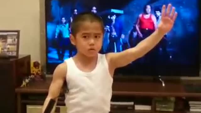 Lil Boy Brings Out The Magic Of Bruce Lee !