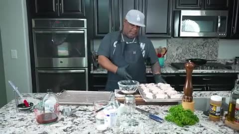 Finger-licking Good: Honey BBQ Chicken Wings Recipe