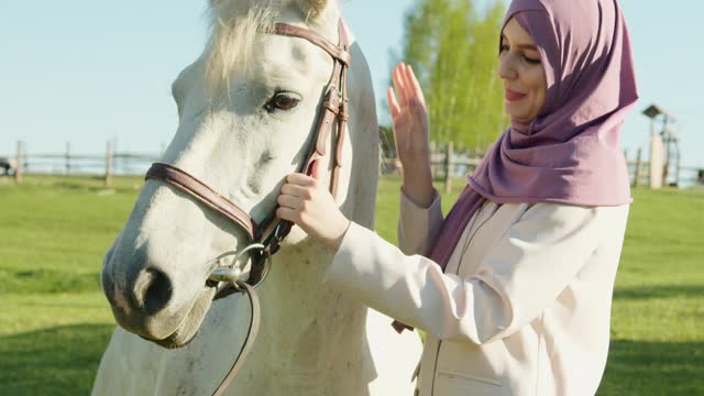 THE MOST BEAUTIFUL RIDERS IN THE WORLD