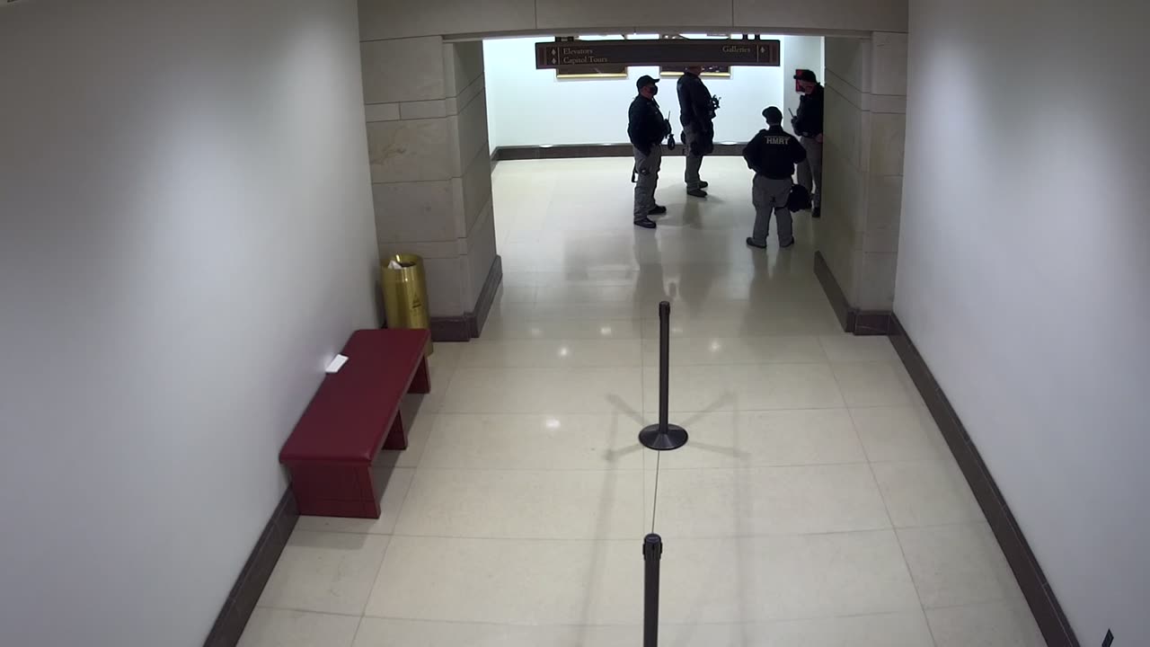 7080CVCULElevator17-18toGalleries_2021-01-06_19h20min01s733ms.mp4