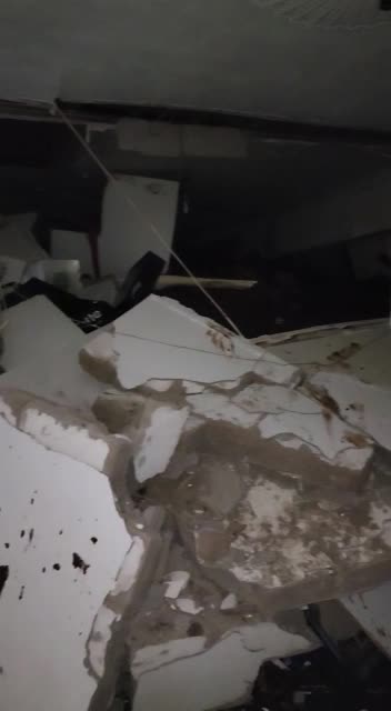 Mother and two daughters trapped in a structural collapse in Bonela