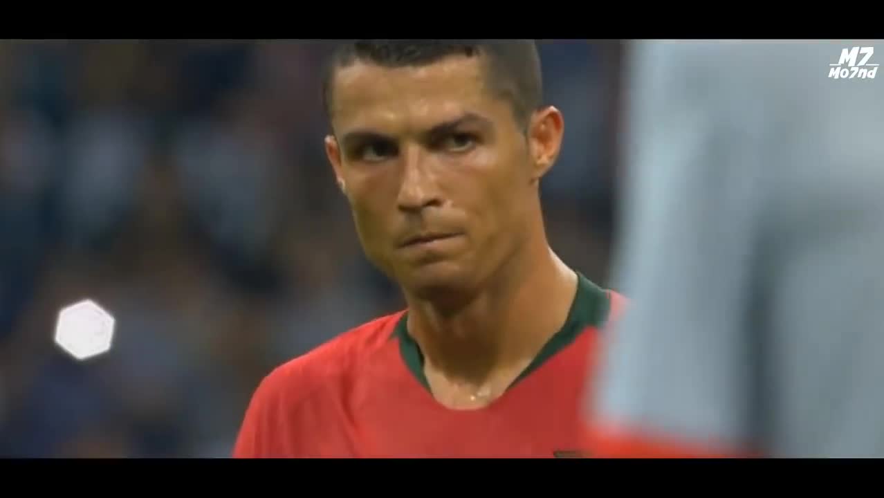 When Cristiano Ronaldo Made Girls Cry In Football! 😢ðŸ˜