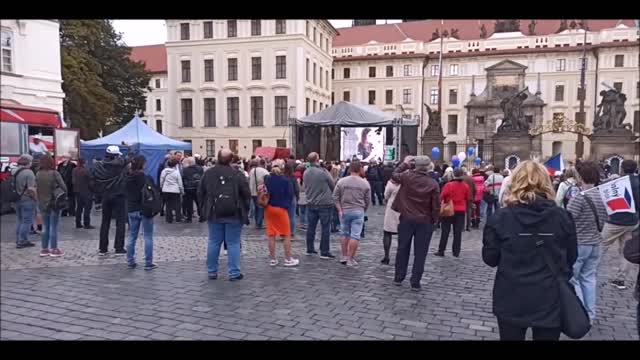 KNIŽNÍ EVANGELIZACE - Praha Hradčanské nám. - 07.10.2021