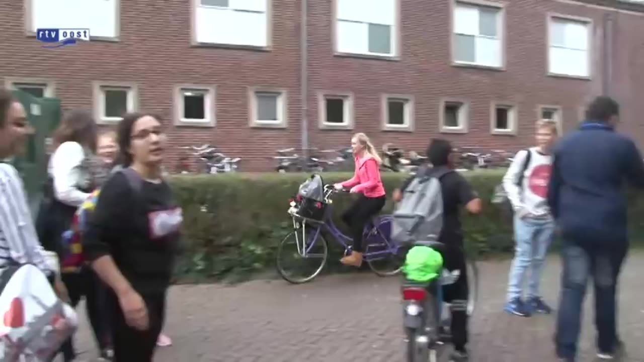 Leerling De Spindel in Hengelo geschorst om filmpje met ISIS sympathie