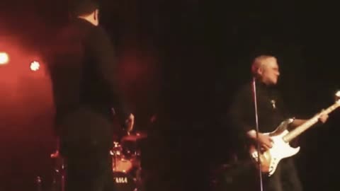 Vörös István & Cirmos Kormos (×Prognózis) zenekaros koncert