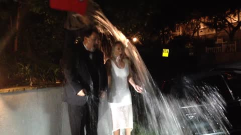 Jon Landau unexpectedly takes the #IceBucketChallenge