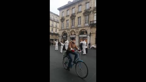 Les MAsques Blancs Bordeaux l'école des LArmes le 15 janvier 2022