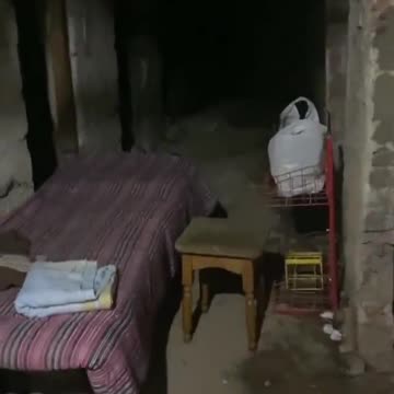 Ukrainian families hold in underground shelter scenes 25/02/2022 Kharkov, Ukraine