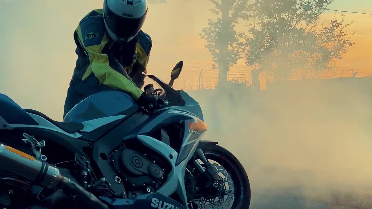 🗣️Moto vlogs stant burn out 🍁