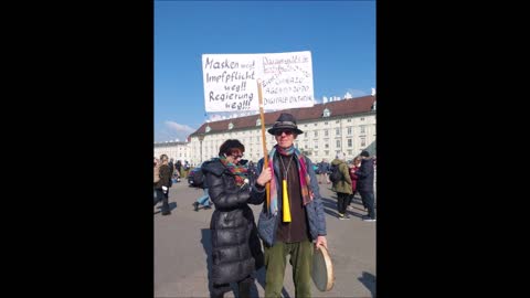 WienGO +++AUSTRIA DEMO FOR DEMOCRACY & FREEDOM VIENNA 27 2 22