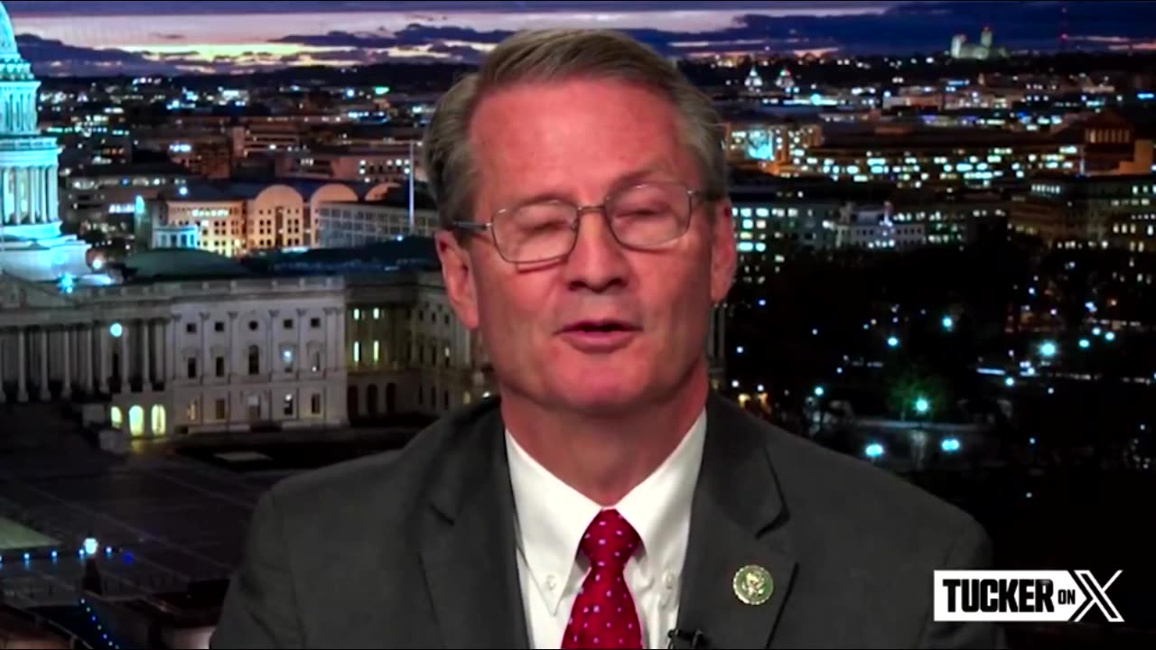 Tucker Carlson talks with Tennessee Congressman Tim Burchett