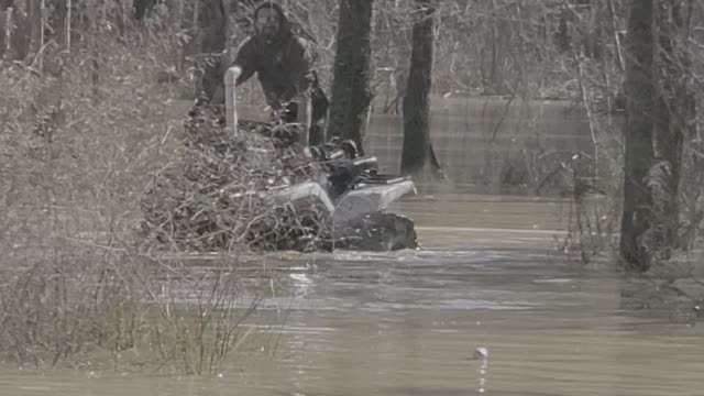 Going DEEP in the SWAMP at Boggs & Boulders