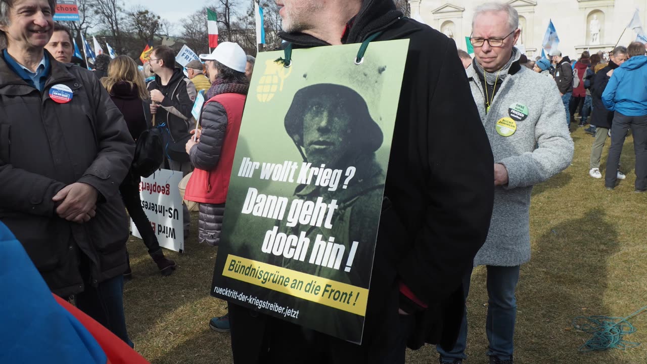 Friedensdemo M-Königsplatz 18.2.23