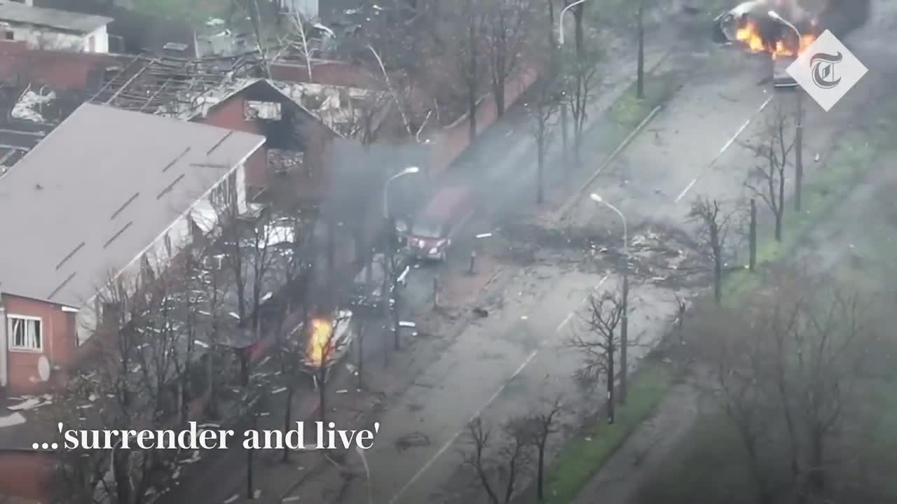 Ukraine war- Aerial footage released by Azov Regiment appears to show street battle in Mariupol