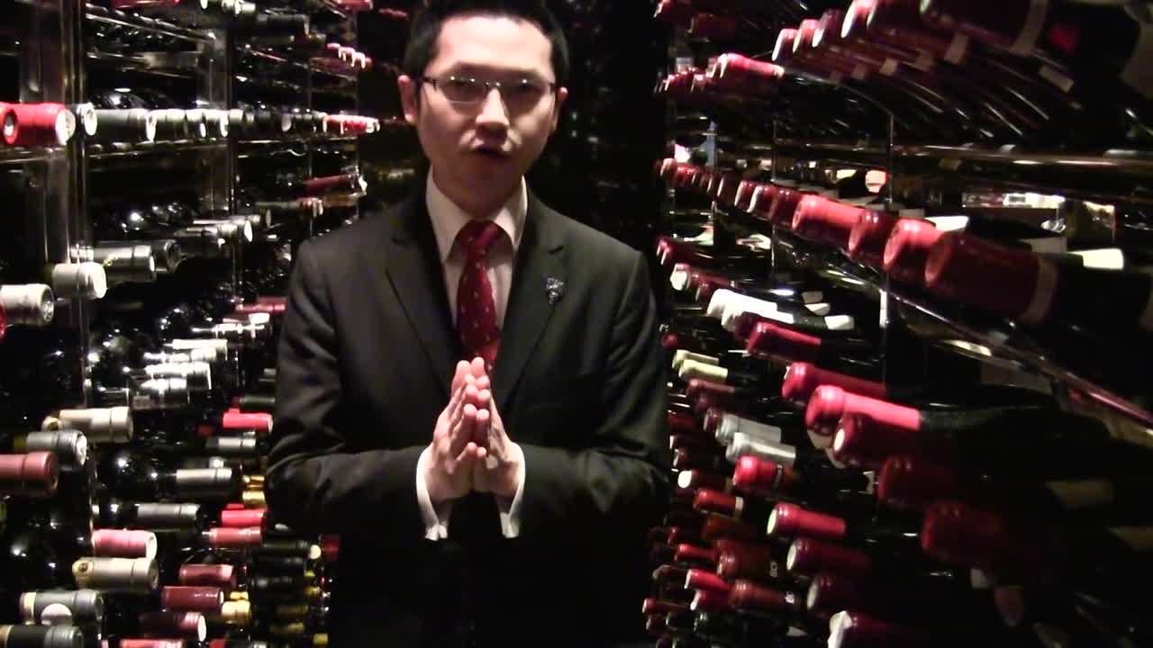 The wines of 3 Michelin L'Atelier de Joël Robuchon