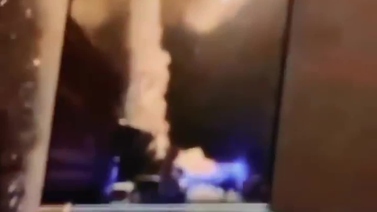 Explozii, incendii, victime si pagube multe la statie GPL ilegala in com. Crevedia jud. Dambovita